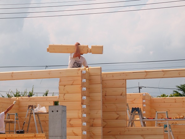ログハウス 建て方